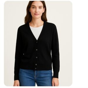 GAP Black Lightweight Women's Cardigan/ Sweater Button Up Size S